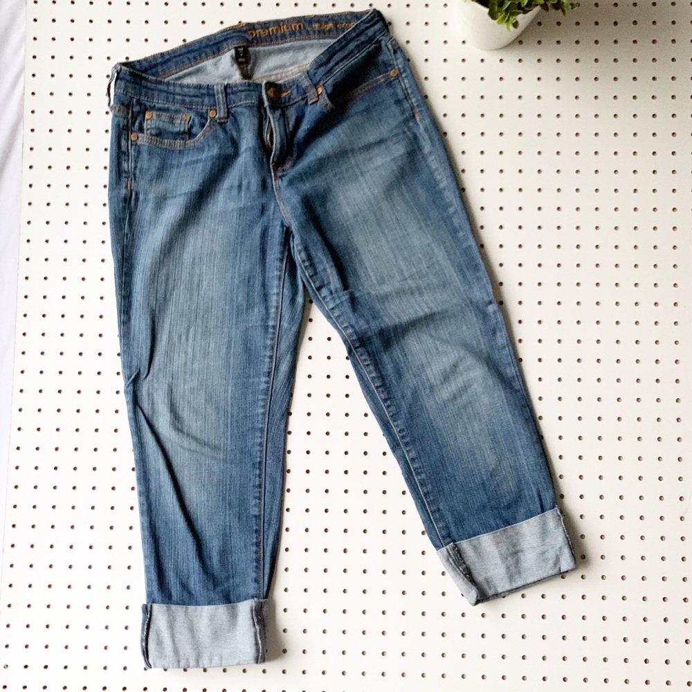 GAP Premium Crop jeans size 6 distressed comfort